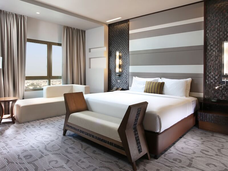 METROPOLITAN HOTEL DUBAI