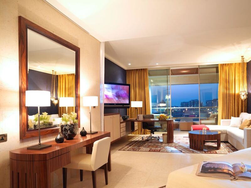 RAFFLES HOTEL DUBAI