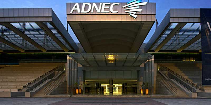 Abu Dhabi National Exhibition Centre’da fuar öncesinde stant kurulumu, lojistik, internet gibi hizmetler sağlanır.