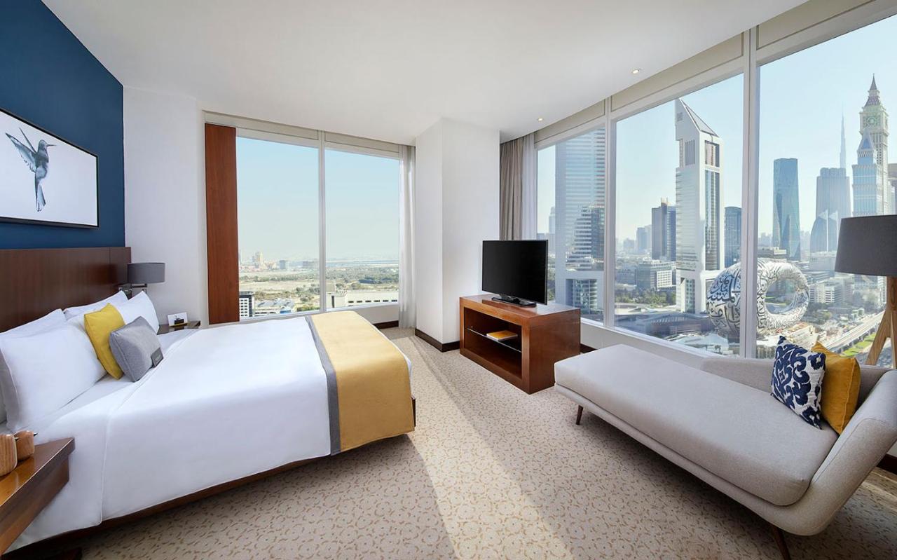 Voco Hotel Dubai,  471 odası bulunan 5 yıldızlı bir oteldir.