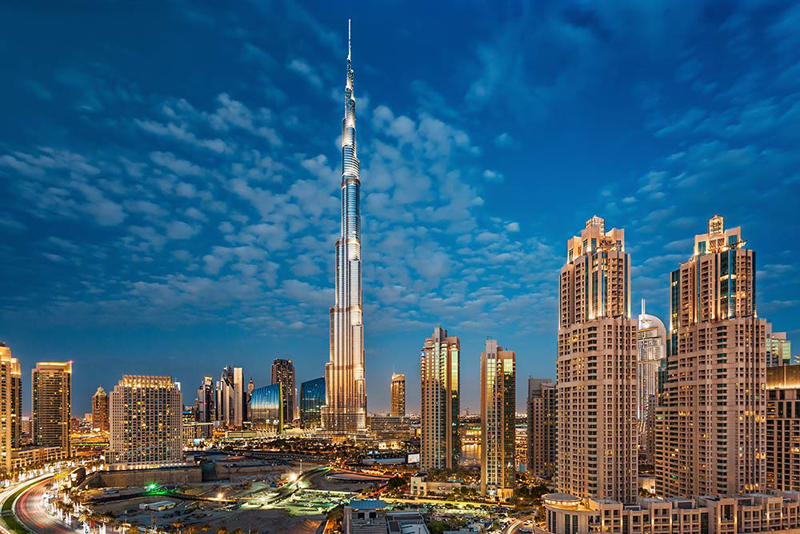 Dünyanın en yüksek binası Burj Khalifa 828 metredir. 