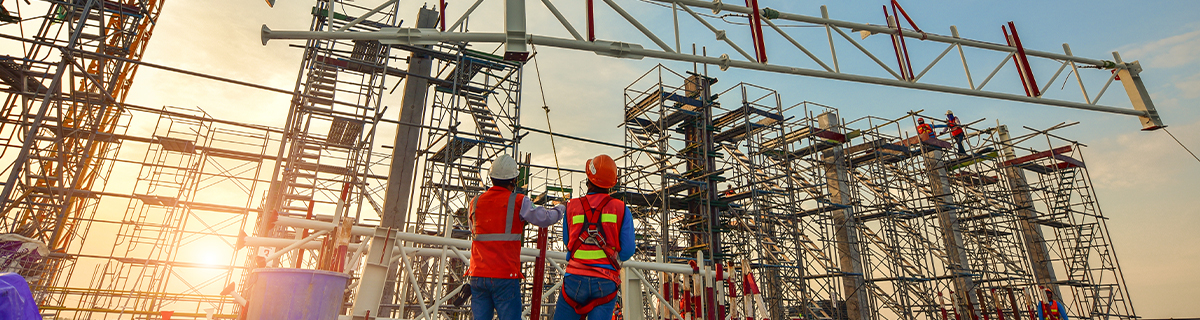 Türk inşaat sektörü, yurt dışı yatırımlarına önem verir ve 1972 yılından bu yana yurt dışında üstlendiği projelerin toplam değeri 482 milyar dolardır.