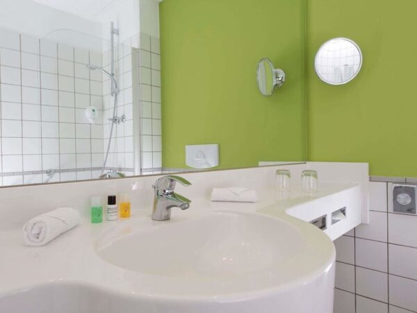 wyndham garden dusseldorf koenigsallee | dusseldorf almanya | dixifuar - görsel 2