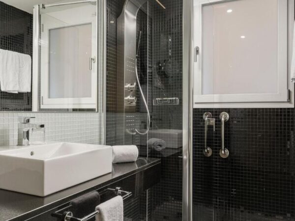 exe plaza catalunya hotel|barcelona i̇spanya|otel bilgileri - dixifuar - görsel 3