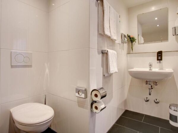 boutique 003 koln am dom |köln almanya |otel bilgileri - dixifuar - görsel 3