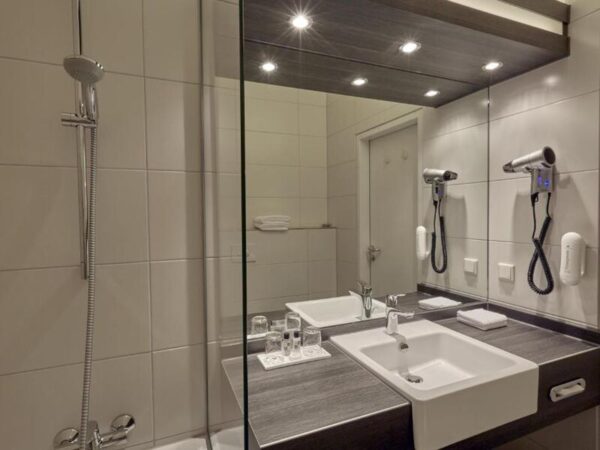 h+ hotel köln hürth | köln almanya |dixifuar - görsel 3