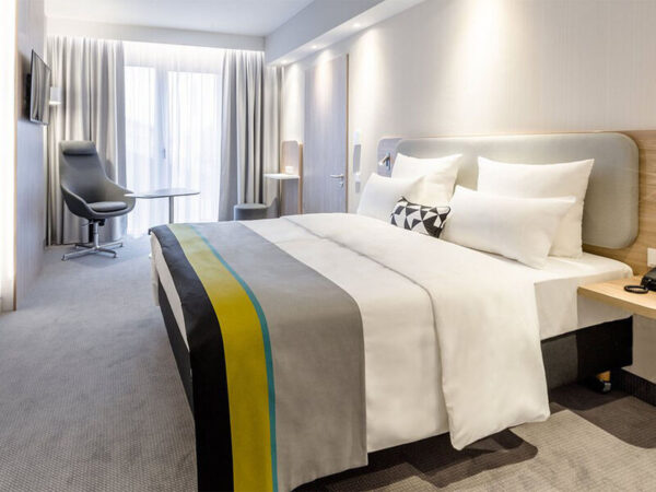 holiday inn express wuppertal hauptbahnhof | düsseldorf almanya | dixifuar - görsel 4