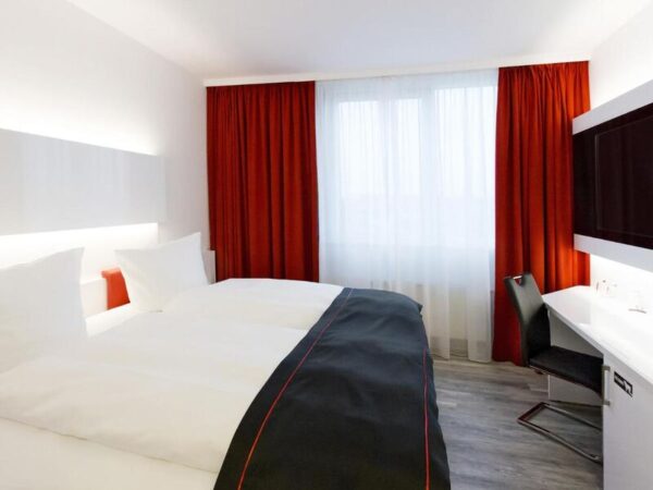 dormero hotel hannover langenhagen airport | hannover almanya | dixifuar - görsel 2