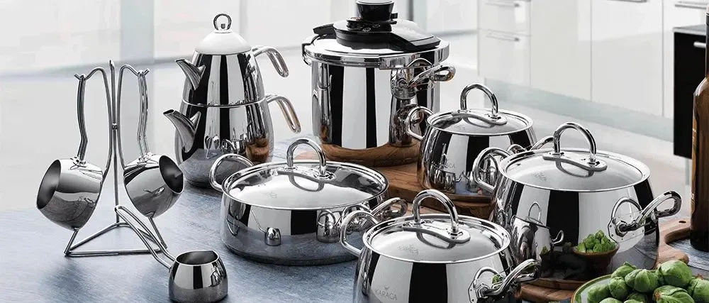 uluslararası züccaciye fuarlarında sergilenen modern kitchenware ve glassware ürünleri